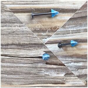 Sparkling Blue Gem Stone Arrow Lip Labret Piercing Stud Silver Tone